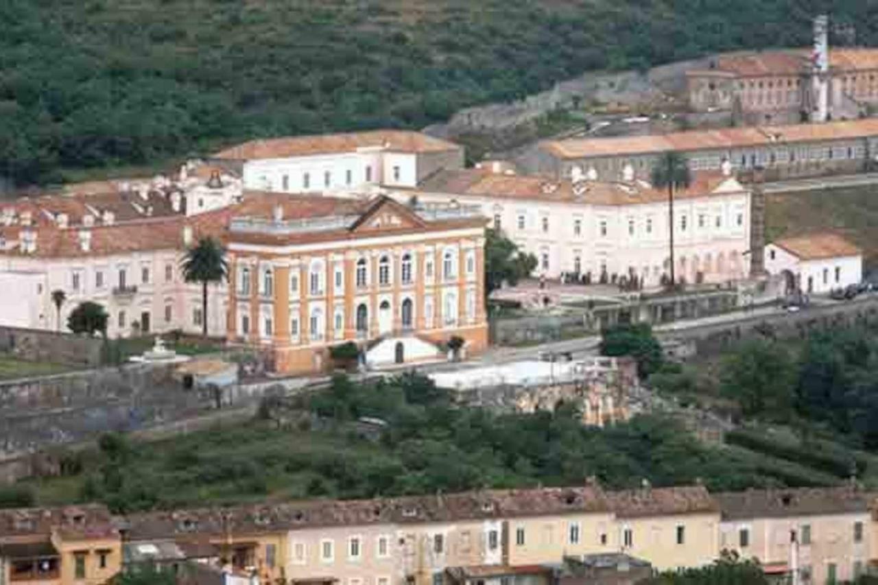 L'Approdo Del Re Daire Caserta Dış mekan fotoğraf