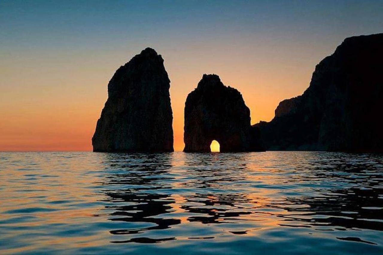 L'Approdo Del Re Daire Caserta Dış mekan fotoğraf