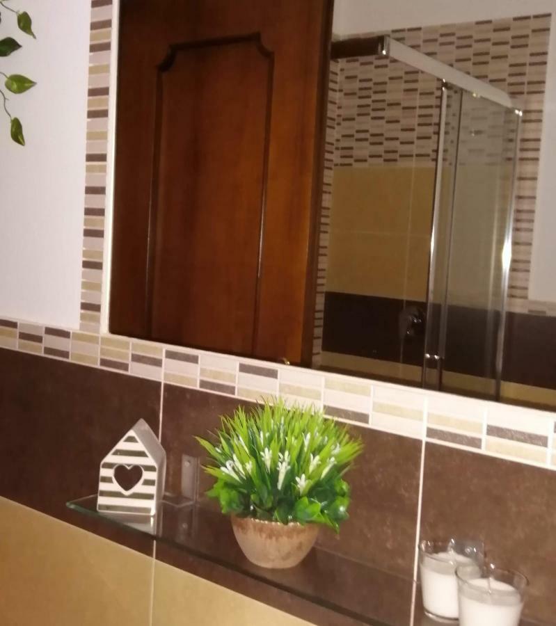L'Approdo Del Re Daire Caserta Dış mekan fotoğraf